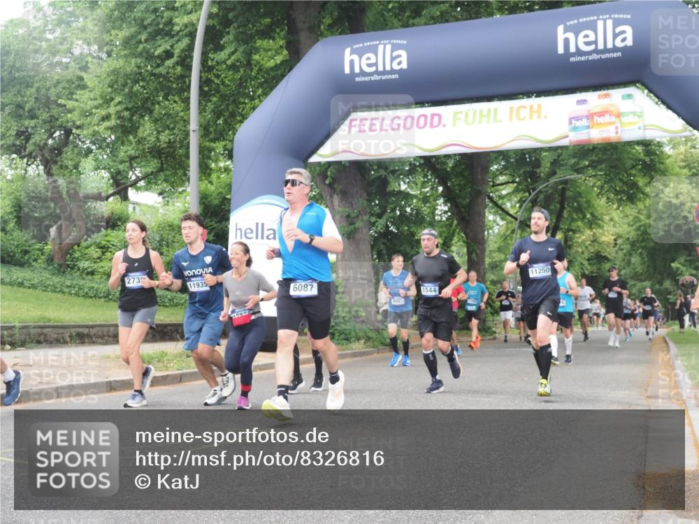 29.06.2025 - hella hamburg halbmarathon KatJ http://msf.ph/oto/8326816 29.06.2025 10:46:38 Zwischen KM18-KM19 1019, 1544, 2426, 2730, 4238, 6033, 6087, 6754 meine-sportfotos.de