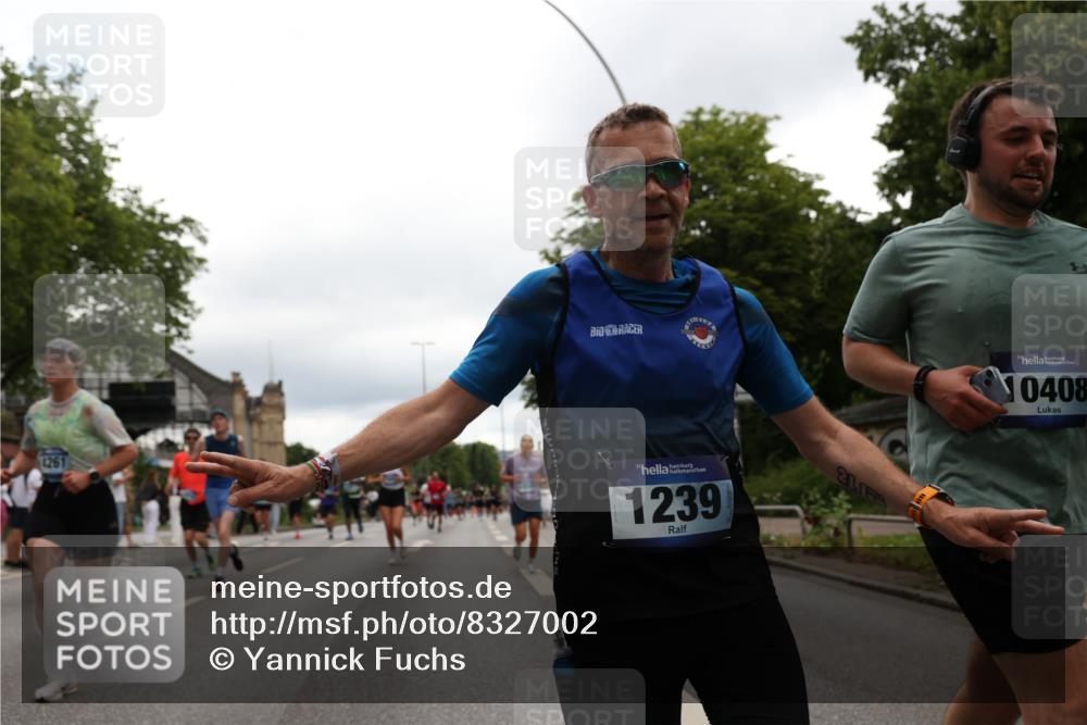 29.06.2025 - hella hamburg halbmarathon Yannick Fuchs http://msf.ph/oto/8327002 29.06.2025 10:51:33 20KM 1200, 1239, 1563, 1715, 1719, 1972, 2236, 2606, 2652, 2759, 2806, 2883, 3141, 3575, 4261, 4579, 5015, 5134, 5391, 5457, 5458, 6281, 6302, 6531, 6720, 6892, 7159, 7833, 8744, 9450, 10383, 10408, 10599, 12144, 12509, 12773, 12774, 13376, 13664, 14737, 15090, 15189, 15229, 15349, 15664, 16418, 16517, 17455, 17543, 17758, 18508 meine-sportfotos.de