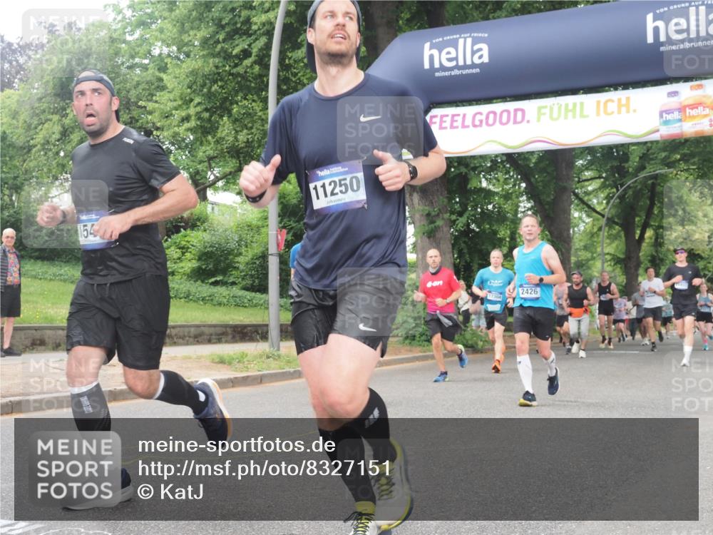 29.06.2025 - hella hamburg halbmarathon KatJ http://msf.ph/oto/8327151 29.06.2025 10:46:40 Zwischen KM18-KM19 1019, 1544, 2426, 2730, 6087, 6754 meine-sportfotos.de