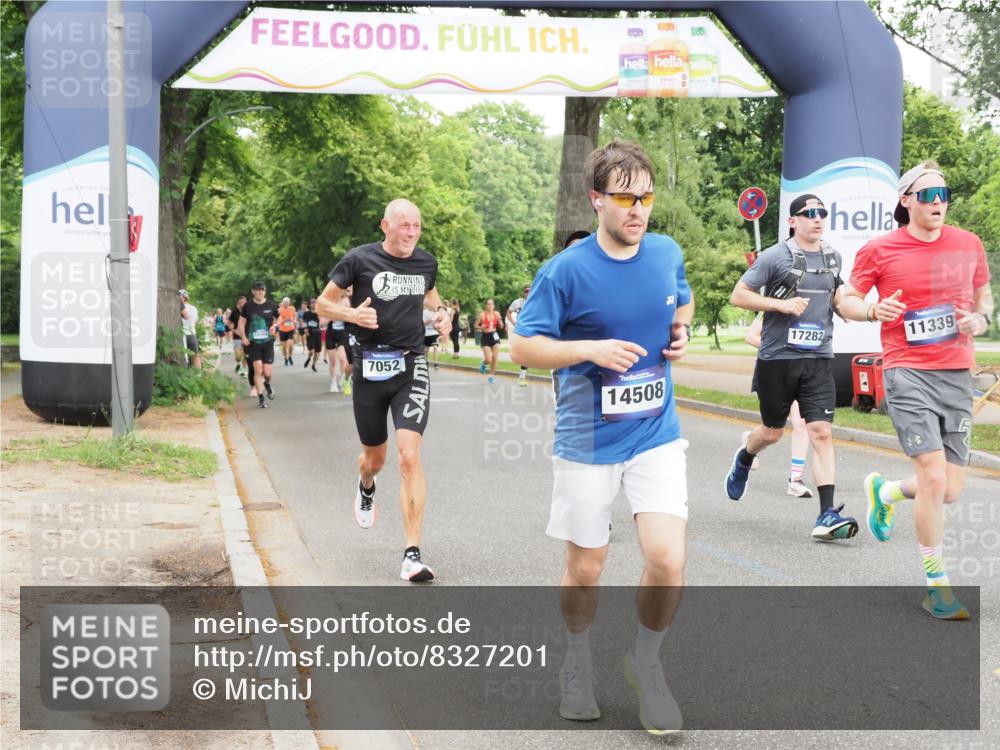 29.06.2025 - hella hamburg halbmarathon MichiJ http://msf.ph/oto/8327201 29.06.2025 10:37:50 Zwischen KM18-KM19 1321, 4033, 4127, 4816, 7052, 7269, 8572, 10189, 11339, 11455, 13008, 13282, 15392, 16843, 16887, 17282 meine-sportfotos.de