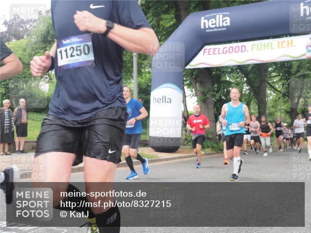 29.06.2025 - hella hamburg halbmarathon KatJ http://msf.ph/oto/8327215 29.06.2025 10:46:40 Zwischen KM18-KM19 1019, 1544, 2426, 2730, 6087, 6754 meine-sportfotos.de