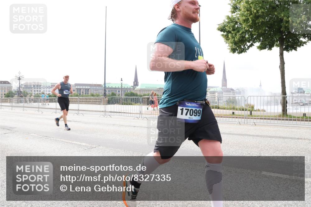 29.06.2025 - hella hamburg halbmarathon Lena Gebhardt http://msf.ph/oto/8327335 29.06.2025 10:23:32 Lombardsbrücke 7820, 17099, 1048, 1304, 1362, 1545, 2125, 2925, 4190, 4266, 4391, 4646, 4728, 4793, 5160, 5358, 5406, 6502, 6747, 6849, 7029, 7820, 8031, 8181, 8676, 8687, 8688, 8716, 8918, 8920, 9301, 9715, 9877, 10649, 10739, 11300, 11454, 11793, 11798, 11879, 12025, 12073, 12265, 12874, 13149, 14041, 14265, 14338, 14510, 14512, 14521, 14821, 15709, 15739, 15853, 16185, 16251, 16416, 16558, 17013, 17099, 17199, 17207, 17299, 17719 meine-sportfotos.de