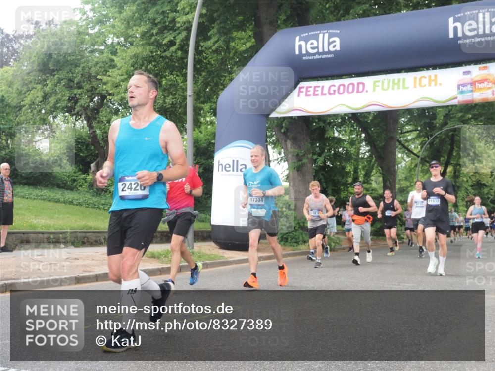 29.06.2025 - hella hamburg halbmarathon KatJ http://msf.ph/oto/8327389 29.06.2025 10:46:42 Zwischen KM18-KM19 1019, 1544, 2426, 2730, 6087, 6754 meine-sportfotos.de