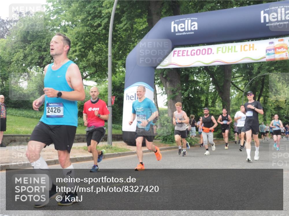 29.06.2025 - hella hamburg halbmarathon KatJ http://msf.ph/oto/8327420 29.06.2025 10:46:42 Zwischen KM18-KM19 1019, 1544, 2426, 2730, 6087, 6754 meine-sportfotos.de