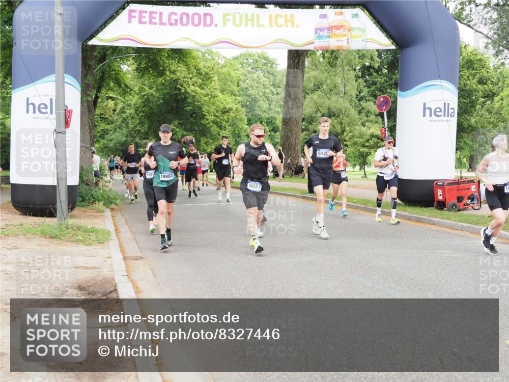 29.06.2025 - hella hamburg halbmarathon MichiJ http://msf.ph/oto/8327446 29.06.2025 10:37:53 Zwischen KM18-KM19 4033, 4127, 6027, 6125, 7052, 7269, 8572, 10691, 11339, 13282, 15392, 16285, 16666, 17282 meine-sportfotos.de