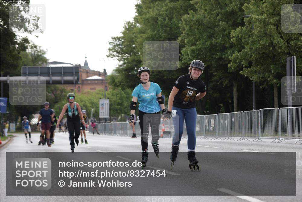 29.06.2025 - hella hamburg halbmarathon Jannik Wohlers http://msf.ph/oto/8327454 29.06.2025 09:00:55 Lombardsbrücke  meine-sportfotos.de