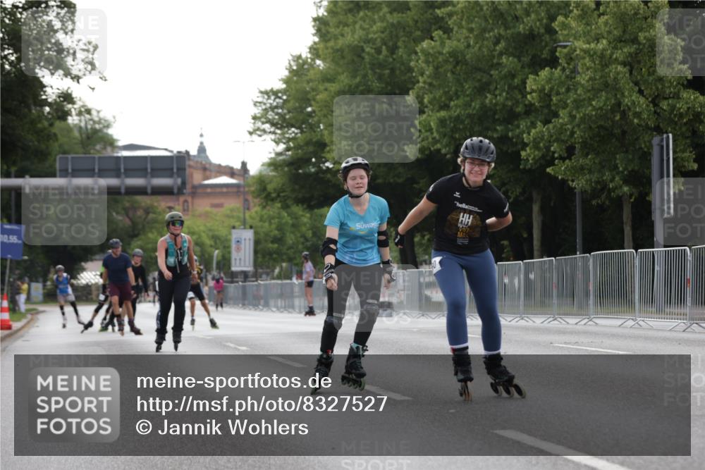 29.06.2025 - hella hamburg halbmarathon Jannik Wohlers http://msf.ph/oto/8327527 29.06.2025 09:00:55 Lombardsbrücke  meine-sportfotos.de