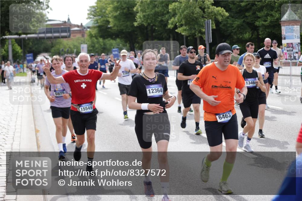 29.06.2025 - hella hamburg halbmarathon Jannik Wohlers http://msf.ph/oto/8327572 29.06.2025 10:39:57 Lombardsbrücke 1018, 1037, 2019, 2109, 2515, 2572, 3237, 3293, 3295, 3515, 3607, 3808, 3810, 4271, 4756, 5113, 5263, 5351, 5352, 5702, 5975, 6076, 6229, 6363, 6463, 6673, 6866, 6876, 6920, 7108, 7174, 7675, 7850, 8307, 8391, 9187, 9468, 10474, 10818, 10953, 11176, 11653, 11717, 11970, 11973, 12364, 12444, 12501, 12760, 12981, 13005, 13030, 13069, 13290, 13410, 13466, 13651, 14341, 14851, 15549, 15927, 16681, 16955, 17318, 18101, 18110, 18213, 18353, 18490, 18771 meine-sportfotos.de