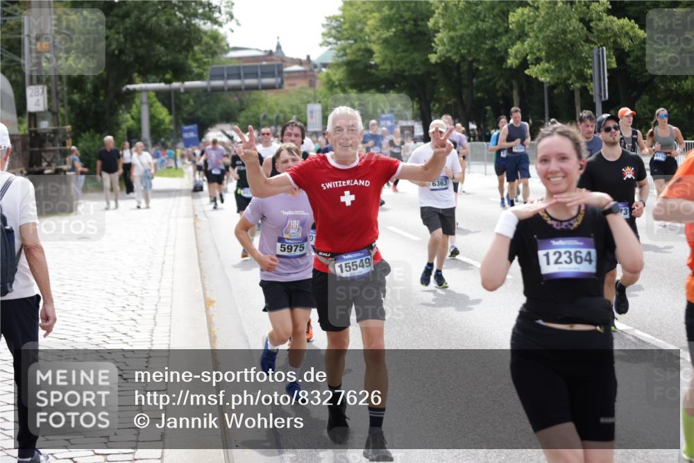 29.06.2025 - hella hamburg halbmarathon Jannik Wohlers http://msf.ph/oto/8327626 29.06.2025 10:39:58 Lombardsbrücke 1018, 1037, 2019, 2109, 2515, 2572, 2763, 3237, 3293, 3295, 3515, 3607, 3808, 3810, 4271, 4756, 5059, 5113, 5263, 5351, 5352, 5702, 5975, 6076, 6229, 6363, 6463, 6673, 6866, 6876, 6920, 7108, 7174, 7675, 7850, 8307, 8391, 9000, 9468, 10474, 10953, 11176, 11653, 11717, 11970, 11973, 12364, 12444, 12501, 12760, 12981, 13005, 13030, 13069, 13290, 13410, 13466, 13651, 14341, 14851, 15549, 15927, 16681, 16955, 17318, 18101, 18110, 18213, 18353, 18490, 18771, 18946 meine-sportfotos.de