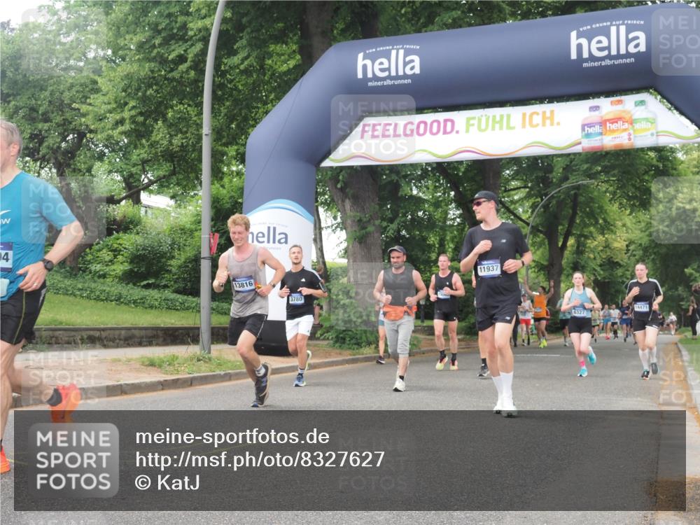 29.06.2025 - hella hamburg halbmarathon KatJ http://msf.ph/oto/8327627 29.06.2025 10:46:43 Zwischen KM18-KM19 1019, 1544, 2426, 2730, 3780, 6087, 6327 meine-sportfotos.de