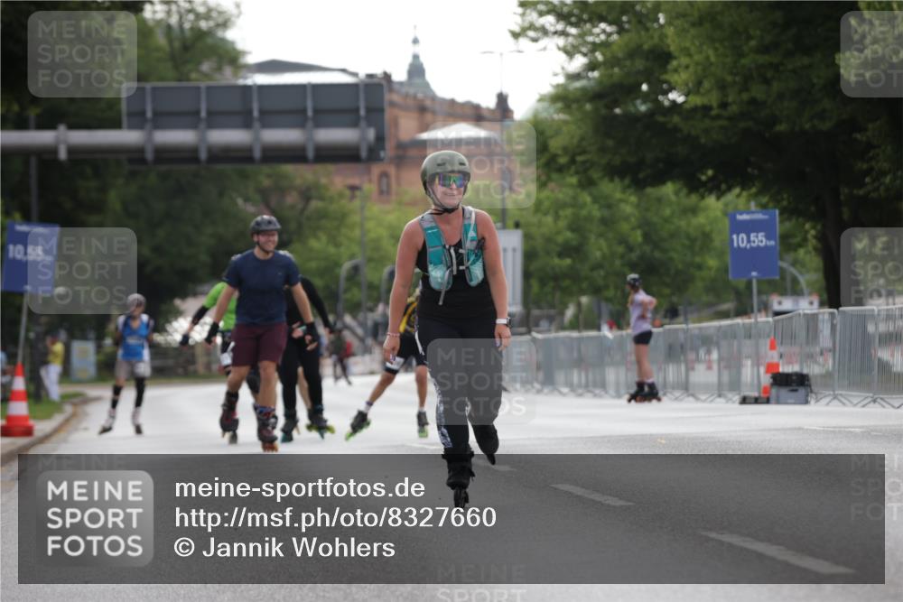 29.06.2025 - hella hamburg halbmarathon Jannik Wohlers http://msf.ph/oto/8327660 29.06.2025 09:00:56 Lombardsbrücke  meine-sportfotos.de