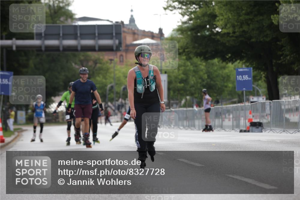 29.06.2025 - hella hamburg halbmarathon Jannik Wohlers http://msf.ph/oto/8327728 29.06.2025 09:00:56 Lombardsbrücke  meine-sportfotos.de