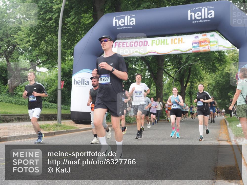 29.06.2025 - hella hamburg halbmarathon KatJ http://msf.ph/oto/8327766 29.06.2025 10:46:44 Zwischen KM18-KM19 1019, 1544, 2426, 3780, 6327 meine-sportfotos.de