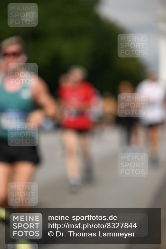 29.06.2025 - hella hamburg halbmarathon Dr. Thomas Lammeyer http://msf.ph/oto/8327844 29.06.2025 10:17:37 Kennedybrücke 1194, 1939, 2055, 2359, 2721, 2891, 2904, 2961, 2987, 3218, 3729, 4001, 4032, 4795, 4950, 5232, 5631, 6026, 6207, 7460, 7462, 7913, 8673, 8913, 9128, 9612, 9631, 9886, 10442, 10443 meine-sportfotos.de