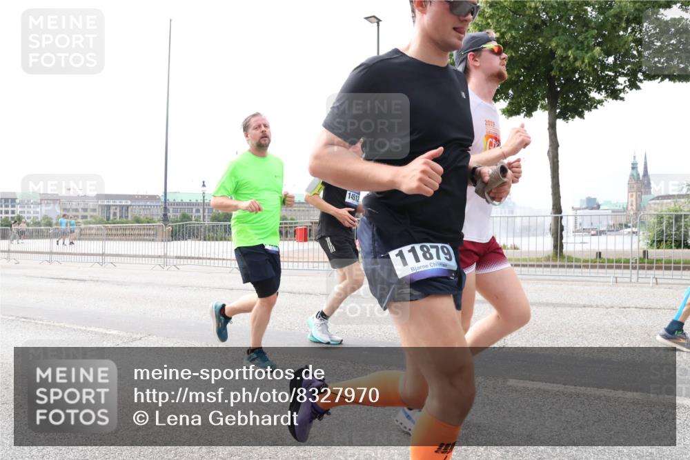 29.06.2025 - hella hamburg halbmarathon Lena Gebhardt http://msf.ph/oto/8327970 29.06.2025 10:23:34 Lombardsbrücke 14512, 11879, 2019, 1048, 1304, 1362, 1545, 2125, 2489, 2925, 4391, 4646, 4728, 4793, 5055, 5160, 5358, 5406, 6502, 6747, 6849, 7029, 7820, 8031, 8181, 8676, 8687, 8688, 8716, 8918, 8920, 9301, 9715, 9877, 10649, 10739, 11044, 11300, 11454, 11793, 11798, 11879, 12073, 12874, 13149, 14265, 14338, 14510, 14512, 14521, 14821, 15709, 15739, 15853, 16185, 16251, 16416, 16558, 17013, 17099, 17199, 17207, 17299, 17719 meine-sportfotos.de