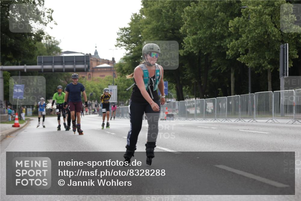 29.06.2025 - hella hamburg halbmarathon Jannik Wohlers http://msf.ph/oto/8328288 29.06.2025 09:00:58 Lombardsbrücke  meine-sportfotos.de