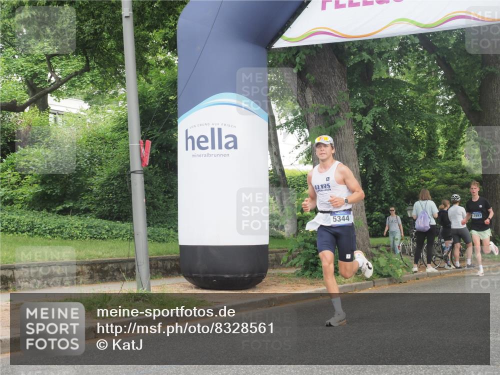 29.06.2025 - hella hamburg halbmarathon KatJ http://msf.ph/oto/8328561 29.06.2025 10:17:12 Zwischen KM18-KM19 1065, 5344 meine-sportfotos.de
