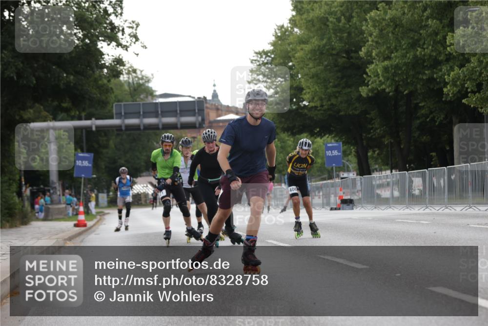 29.06.2025 - hella hamburg halbmarathon Jannik Wohlers http://msf.ph/oto/8328758 29.06.2025 09:01:01 Lombardsbrücke  meine-sportfotos.de