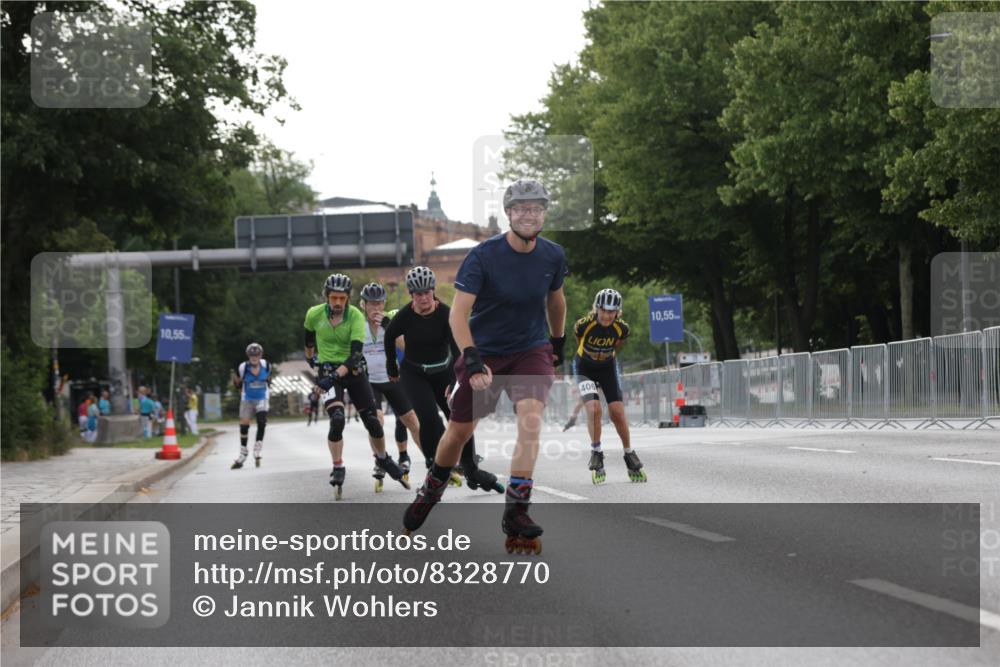 29.06.2025 - hella hamburg halbmarathon Jannik Wohlers http://msf.ph/oto/8328770 29.06.2025 09:01:01 Lombardsbrücke  meine-sportfotos.de