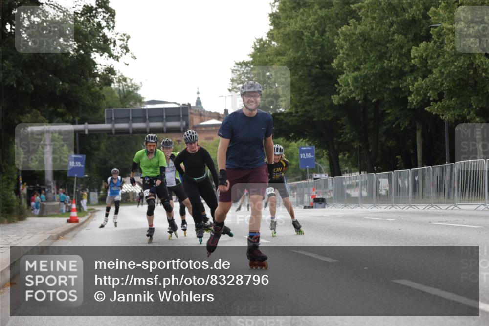 29.06.2025 - hella hamburg halbmarathon Jannik Wohlers http://msf.ph/oto/8328796 29.06.2025 09:01:01 Lombardsbrücke  meine-sportfotos.de