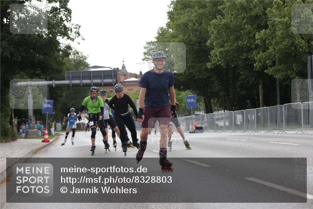29.06.2025 - hella hamburg halbmarathon Jannik Wohlers http://msf.ph/oto/8328803 29.06.2025 09:01:01 Lombardsbrücke  meine-sportfotos.de