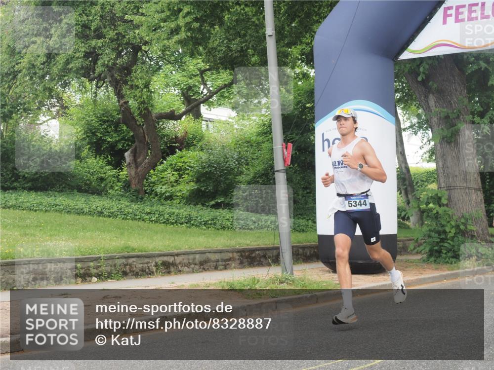 29.06.2025 - hella hamburg halbmarathon KatJ http://msf.ph/oto/8328887 29.06.2025 10:17:13 Zwischen KM18-KM19 1065, 5344 meine-sportfotos.de