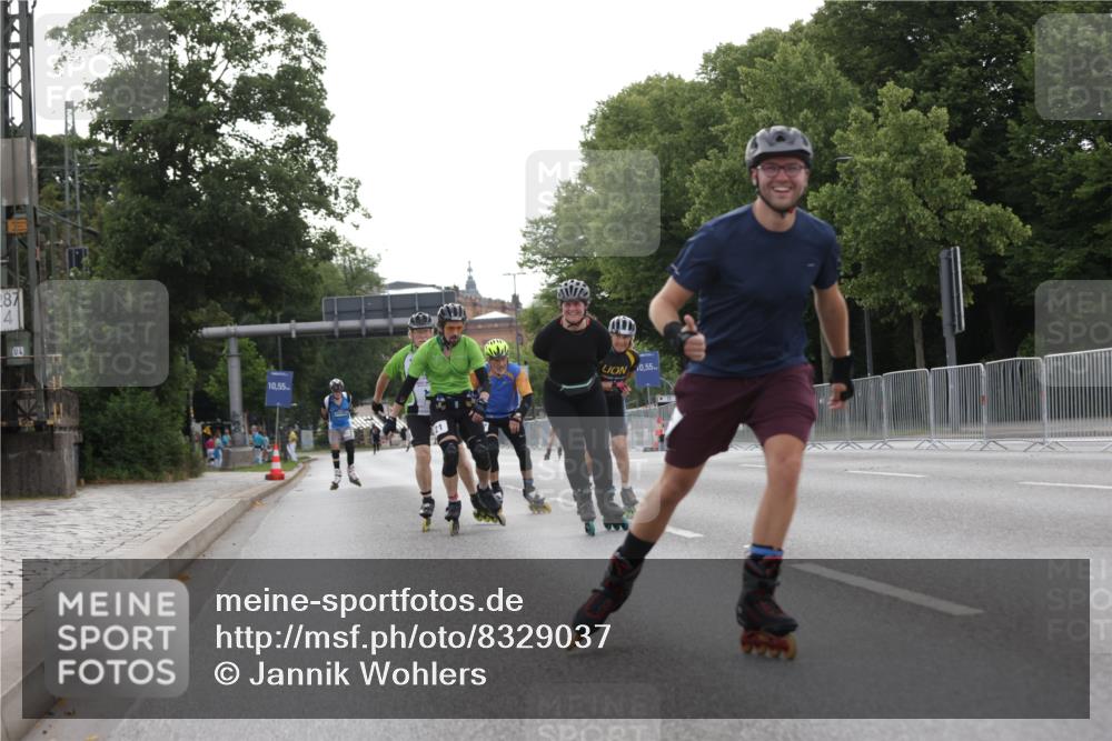 29.06.2025 - hella hamburg halbmarathon Jannik Wohlers http://msf.ph/oto/8329037 29.06.2025 09:01:02 Lombardsbrücke  meine-sportfotos.de