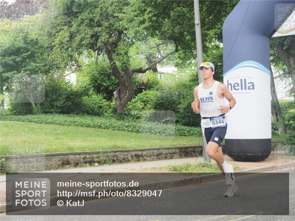 29.06.2025 - hella hamburg halbmarathon KatJ http://msf.ph/oto/8329047 29.06.2025 10:17:13 Zwischen KM18-KM19 1065, 5344 meine-sportfotos.de