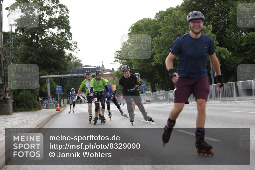 29.06.2025 - hella hamburg halbmarathon Jannik Wohlers http://msf.ph/oto/8329090 29.06.2025 09:01:02 Lombardsbrücke  meine-sportfotos.de
