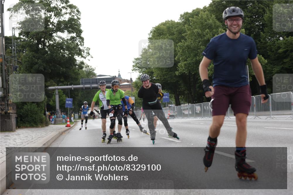 29.06.2025 - hella hamburg halbmarathon Jannik Wohlers http://msf.ph/oto/8329100 29.06.2025 09:01:02 Lombardsbrücke  meine-sportfotos.de