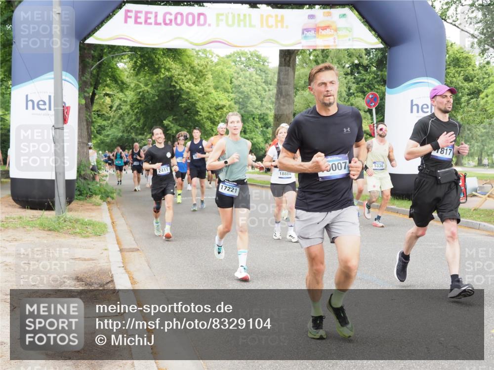 29.06.2025 - hella hamburg halbmarathon MichiJ http://msf.ph/oto/8329104 29.06.2025 10:37:59 Zwischen KM18-KM19 1119, 1817, 4346, 5087, 5336, 6027, 6125, 10691, 12016, 12545, 13051, 13758, 16285, 16666, 16800, 17221, 18960, 18982, 19007 meine-sportfotos.de