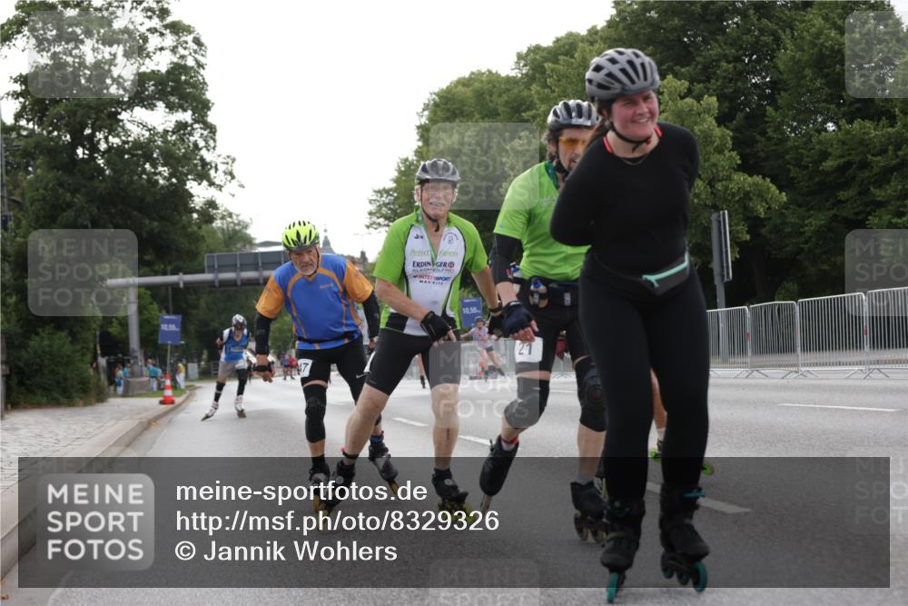 29.06.2025 - hella hamburg halbmarathon Jannik Wohlers http://msf.ph/oto/8329326 29.06.2025 09:01:04 Lombardsbrücke  meine-sportfotos.de