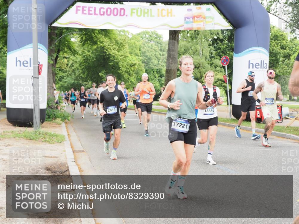 29.06.2025 - hella hamburg halbmarathon MichiJ http://msf.ph/oto/8329390 29.06.2025 10:38:00 Zwischen KM18-KM19 1119, 1817, 2411, 4346, 5087, 5336, 6125, 10691, 12016, 12545, 13051, 13758, 16285, 16666, 16732, 16800, 17221, 18884, 18960, 18982, 19007 meine-sportfotos.de