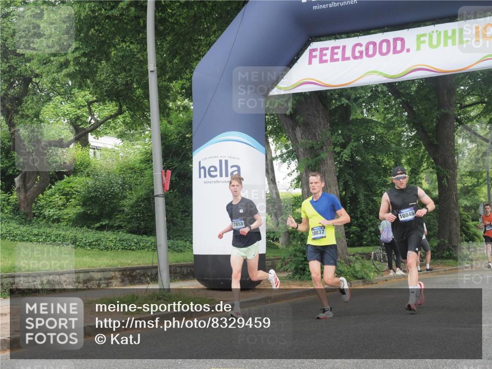 29.06.2025 - hella hamburg halbmarathon KatJ http://msf.ph/oto/8329459 29.06.2025 10:17:15 Zwischen KM18-KM19 1065, 5344 meine-sportfotos.de
