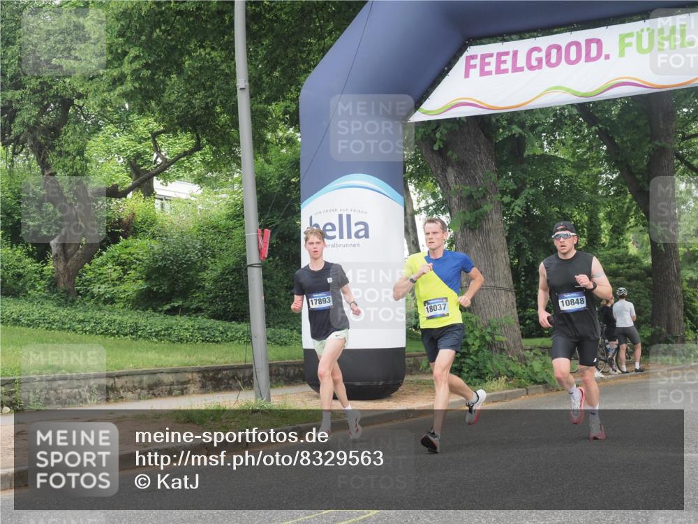 29.06.2025 - hella hamburg halbmarathon KatJ http://msf.ph/oto/8329563 29.06.2025 10:17:15 Zwischen KM18-KM19 1065, 5344 meine-sportfotos.de