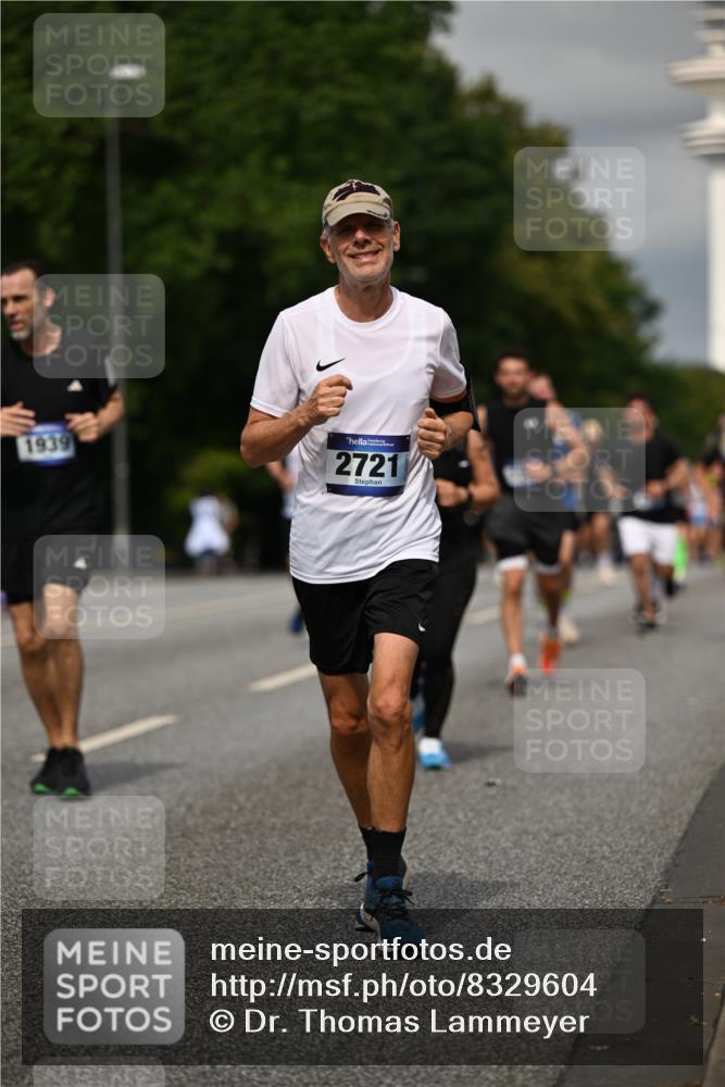29.06.2025 - hella hamburg halbmarathon Dr. Thomas Lammeyer http://msf.ph/oto/8329604 29.06.2025 10:17:40 Kennedybrücke 1194, 1747, 1939, 2055, 2359, 2721, 2891, 2904, 2987, 4001, 4032, 4795, 4962, 5232, 5631, 6207, 7460, 7462, 7913, 8673, 9612, 9631, 9886, 10442, 10443 meine-sportfotos.de