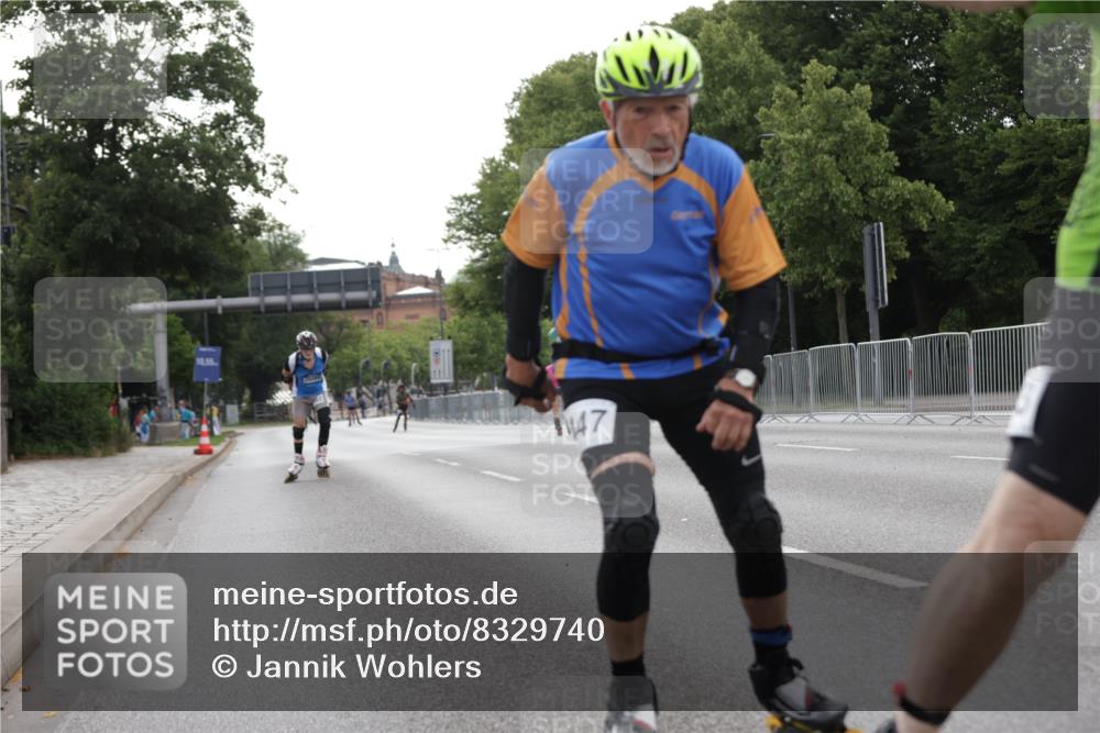 29.06.2025 - hella hamburg halbmarathon Jannik Wohlers http://msf.ph/oto/8329740 29.06.2025 09:01:05 Lombardsbrücke  meine-sportfotos.de