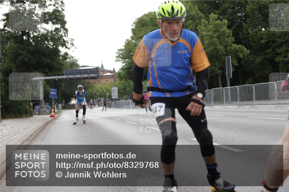 29.06.2025 - hella hamburg halbmarathon Jannik Wohlers http://msf.ph/oto/8329768 29.06.2025 09:01:05 Lombardsbrücke  meine-sportfotos.de