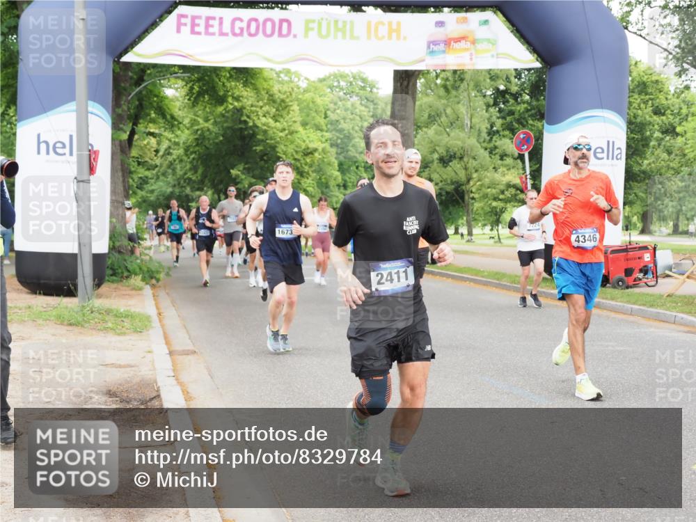 29.06.2025 - hella hamburg halbmarathon MichiJ http://msf.ph/oto/8329784 29.06.2025 10:38:01 Zwischen KM18-KM19 1119, 1817, 2411, 2823, 4346, 5087, 5336, 6125, 7224, 10691, 12016, 12235, 12545, 13051, 13758, 16732, 16800, 17221, 18884, 18960, 18982, 19007 meine-sportfotos.de