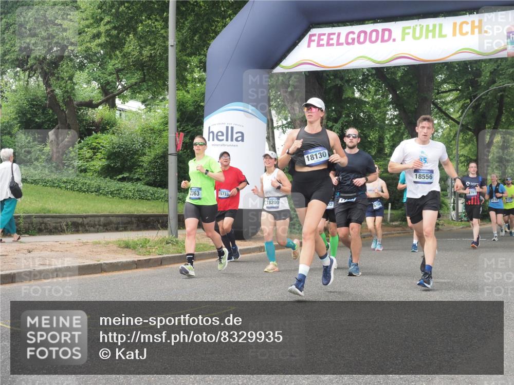 29.06.2025 - hella hamburg halbmarathon KatJ http://msf.ph/oto/8329935 29.06.2025 10:46:57 Zwischen KM18-KM19 1681, 2091, 2363, 4013, 6757, 7476, 8531 meine-sportfotos.de