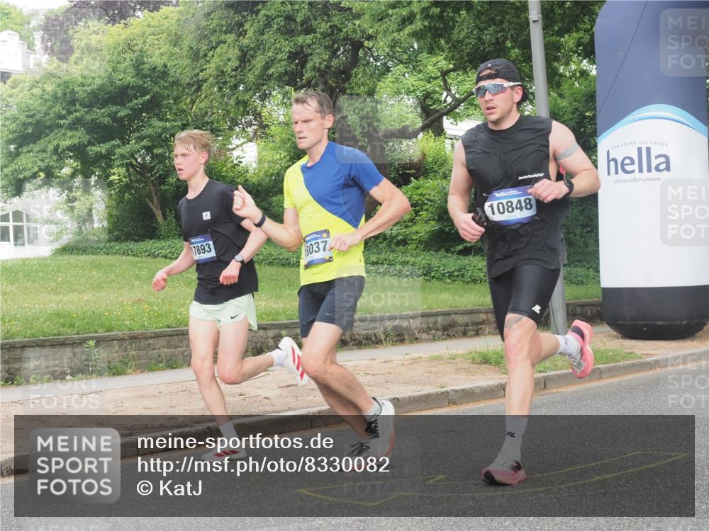 29.06.2025 - hella hamburg halbmarathon KatJ http://msf.ph/oto/8330082 29.06.2025 10:17:16 Zwischen KM18-KM19 1065, 5344 meine-sportfotos.de