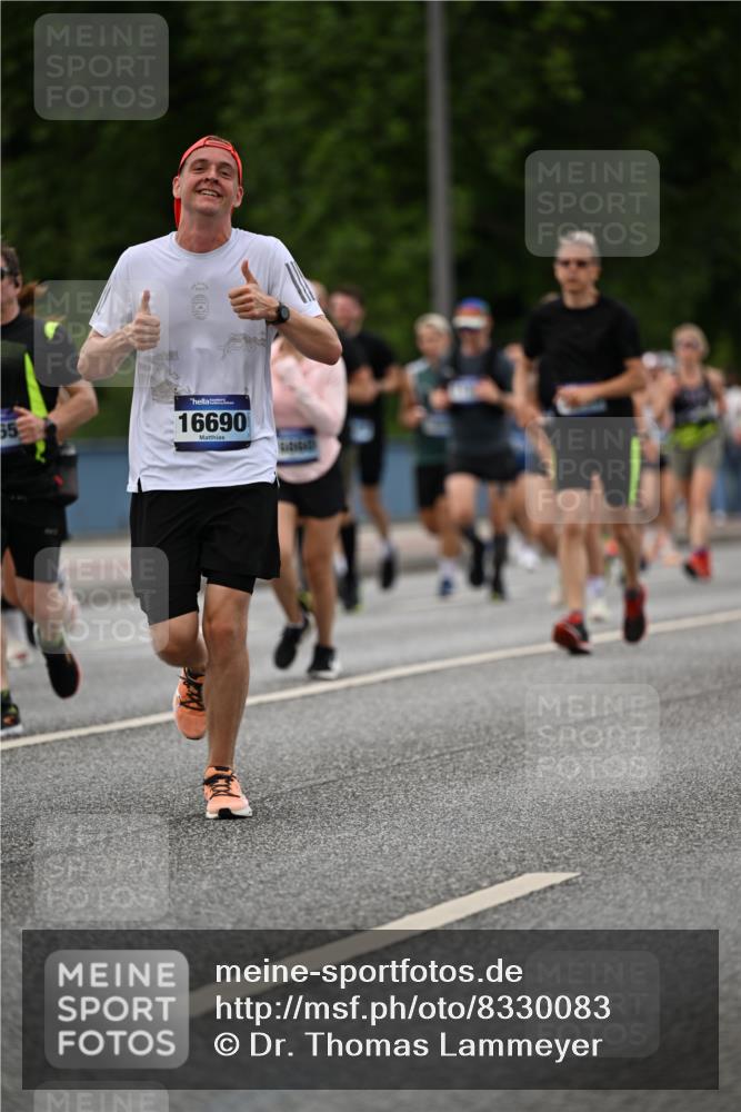 29.06.2025 - hella hamburg halbmarathon Dr. Thomas Lammeyer http://msf.ph/oto/8330083 29.06.2025 10:39:41 Kennedybrücke 2198, 2787, 3170, 3828, 3958, 4333, 4564, 4696, 4703, 4965, 5147, 6029, 6189, 6365, 6379, 6397, 6471, 6867, 7386, 8249, 8296, 8567, 9470, 9803, 9819, 10358, 10360, 10393, 10565, 10652, 11320, 11359 meine-sportfotos.de