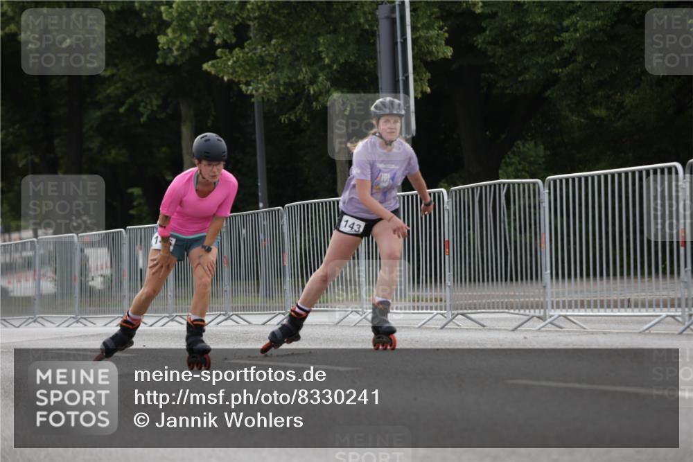29.06.2025 - hella hamburg halbmarathon Jannik Wohlers http://msf.ph/oto/8330241 29.06.2025 09:01:09 Lombardsbrücke  meine-sportfotos.de