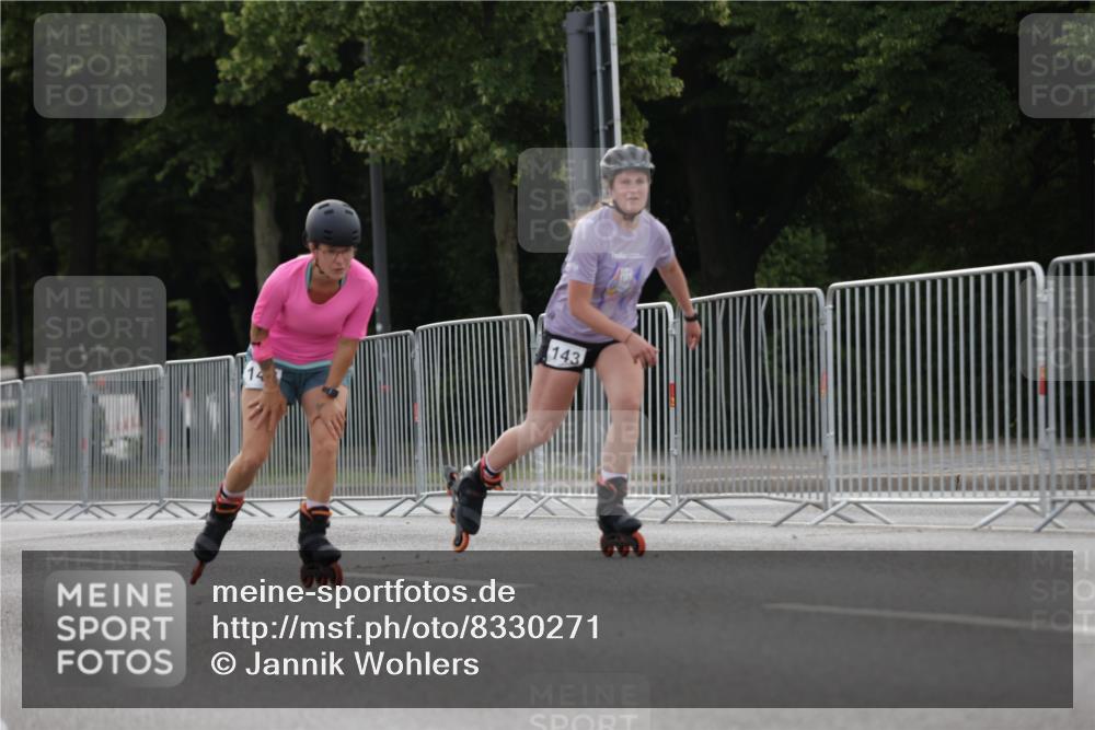 29.06.2025 - hella hamburg halbmarathon Jannik Wohlers http://msf.ph/oto/8330271 29.06.2025 09:01:09 Lombardsbrücke  meine-sportfotos.de