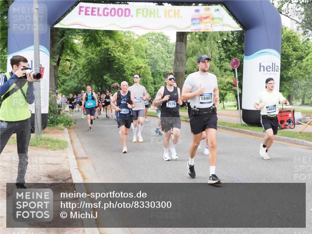 29.06.2025 - hella hamburg halbmarathon MichiJ http://msf.ph/oto/8330300 29.06.2025 10:38:04 Zwischen KM18-KM19 1461, 1466, 1817, 2411, 2823, 4346, 5087, 5336, 7176, 7224, 7583, 10371, 11422, 12235, 12450, 12545, 13051, 16653, 16732, 16907, 18884, 19007 meine-sportfotos.de