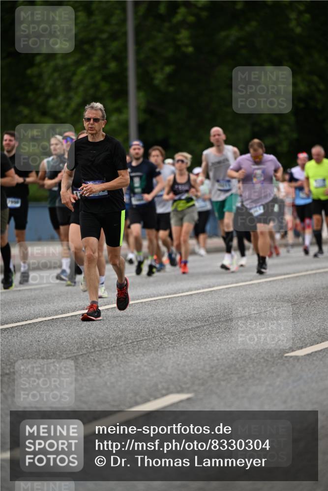 29.06.2025 - hella hamburg halbmarathon Dr. Thomas Lammeyer http://msf.ph/oto/8330304 29.06.2025 10:39:43 Kennedybrücke 2198, 2412, 2787, 3170, 3828, 3958, 4333, 4564, 4696, 4703, 4965, 5147, 6029, 6189, 6365, 6379, 6397, 6471, 6867, 8249, 8296, 8567, 9470, 9803, 9819, 10358, 10360, 10565, 10652, 11320, 11359 meine-sportfotos.de