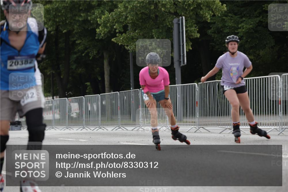 29.06.2025 - hella hamburg halbmarathon Jannik Wohlers http://msf.ph/oto/8330312 29.06.2025 09:01:09 Lombardsbrücke  meine-sportfotos.de