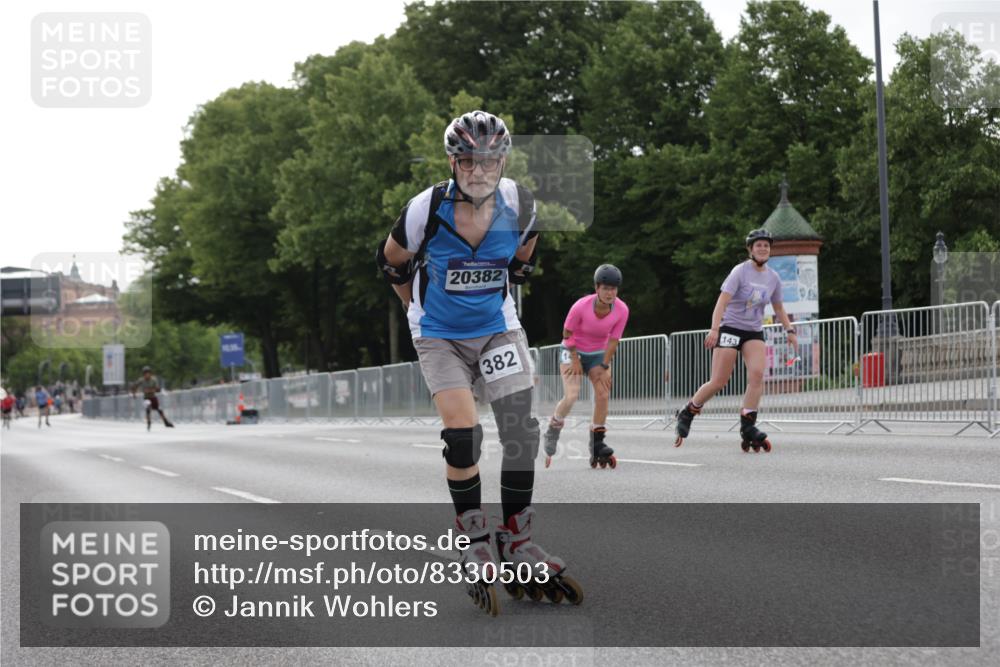 29.06.2025 - hella hamburg halbmarathon Jannik Wohlers http://msf.ph/oto/8330503 29.06.2025 09:01:10 Lombardsbrücke  meine-sportfotos.de