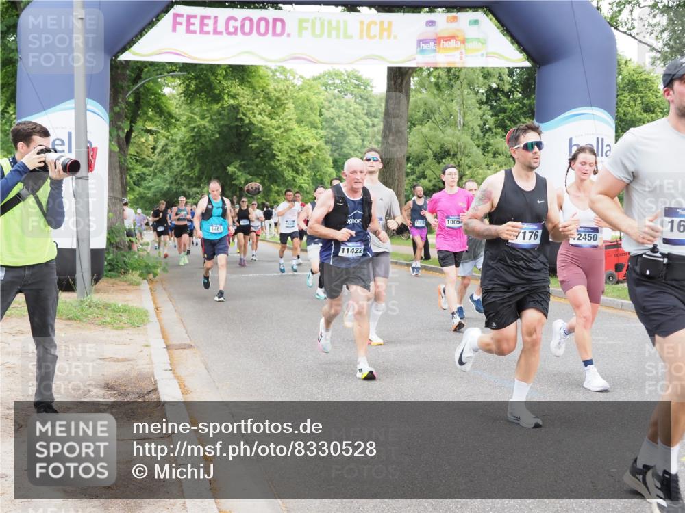 29.06.2025 - hella hamburg halbmarathon MichiJ http://msf.ph/oto/8330528 29.06.2025 10:38:05 Zwischen KM18-KM19 1461, 1466, 1817, 2411, 2823, 4346, 5087, 5336, 7176, 7224, 7583, 8689, 10057, 10371, 11422, 12235, 12450, 12545, 13051, 13609, 16653, 16732, 16907, 18884, 19007 meine-sportfotos.de