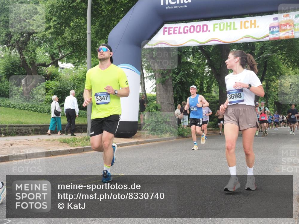 29.06.2025 - hella hamburg halbmarathon KatJ http://msf.ph/oto/8330740 29.06.2025 10:47:03 Zwischen KM18-KM19 2167, 2363, 3169, 3698, 4013, 5347, 6757 meine-sportfotos.de